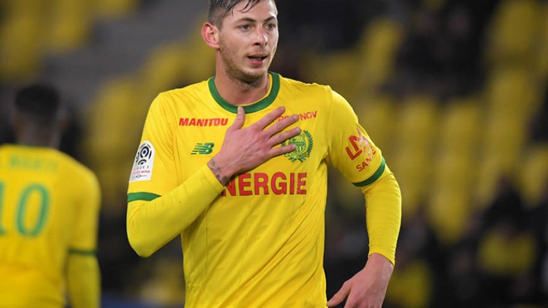 أزمة نانت وكارديف بشأن سالا مستمرة… و”فيفا” يتدخل