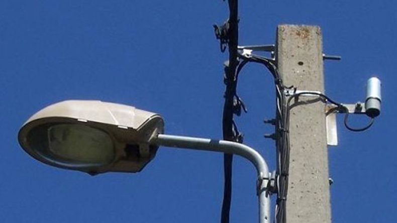 مواطنون يتطوعون لشراء مصابيح الإنارة العمومية بالمسيلة