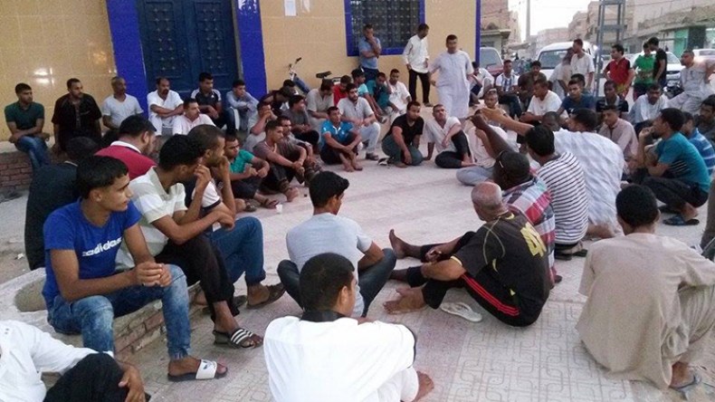 إطارات البرمة الحدودية بورقلة يهددون بالعودة إلى الاحتجاجات