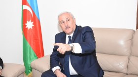 الإسلام يجمعنا بالجزائر والكثير من الإطارات الجزائرية درست في أذربيجان