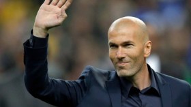 متى قرر زيدان الرحيل عن ريال مدريد؟