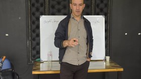 الجدارة تصنعها الكفاءة لا الجنسية… وهذه أسرار نجاح أولاد الحلال