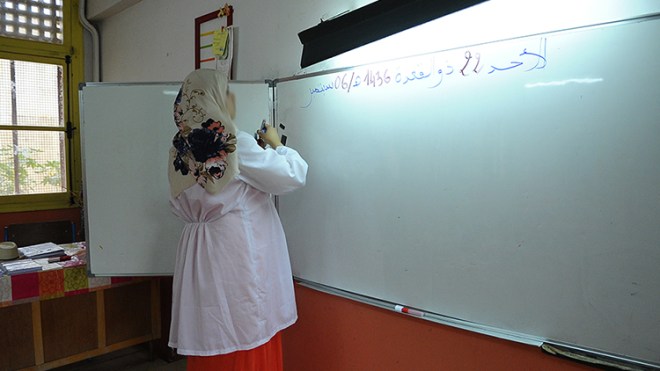 مُدرّسة فرنسية ومقتصدة “تفقآن” عين أستاذة بسبب الغيرة!