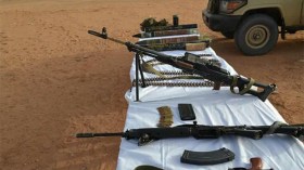 الجيش يكشف أسلحة حربية بينها في إن أمناس