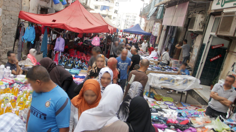 غلق عدة أسواق “مزدحمة” بالعاصمة للحد من انتشار كورونا