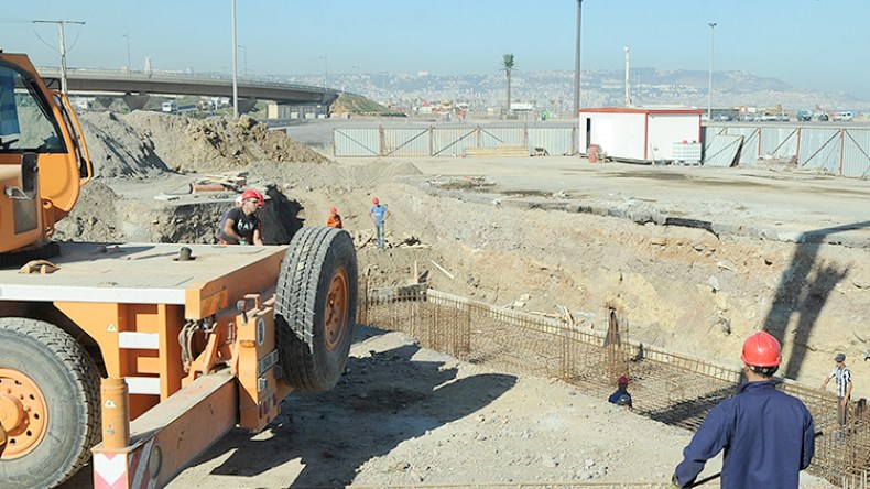 زيارات “مفاجئة” إلى المقاولين المتقاعسين في إنجاز السكنات