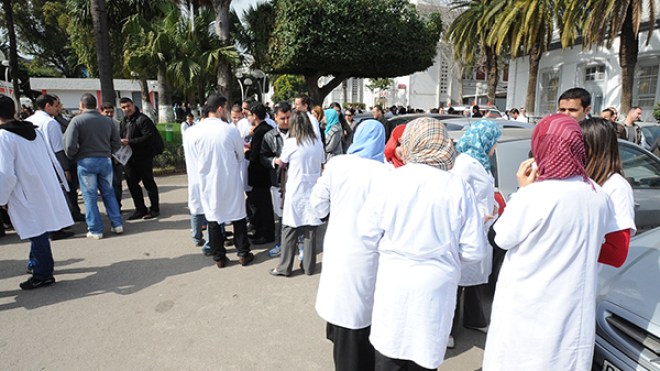هجرة جماعية للأطباء من مستشفى عين تموشنت ولجنة للتحقيق في تراجع الخدمة الصحية