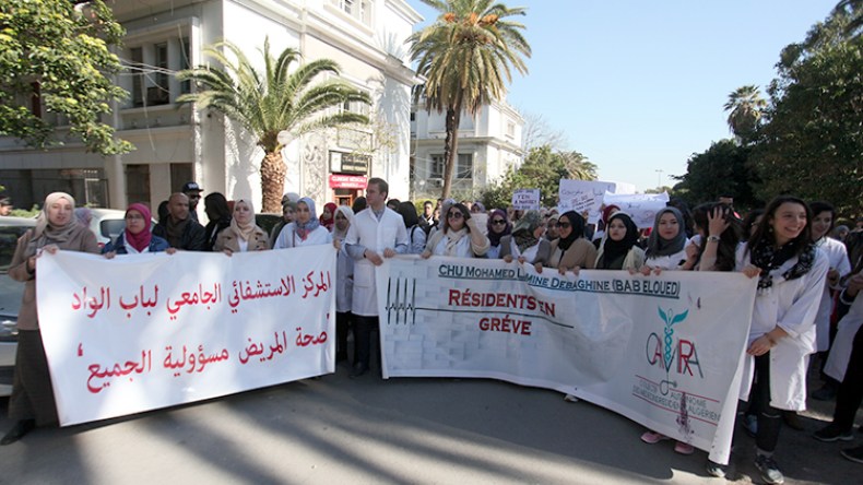 ممارسو الصحة العمومية ينددون بتغيير رزنامة التلقيحات