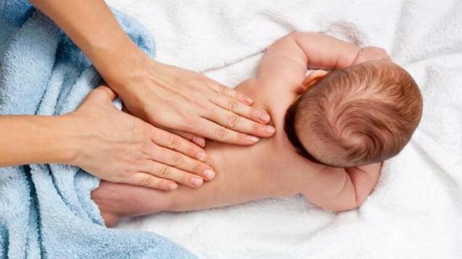 أطباء الأطفال ينصحون الأمهات بمنتجات طبيعية لأطفالهم