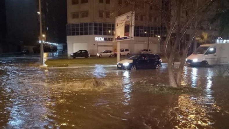 الأمطار تغرق الميلية والمواطنون متذمرون