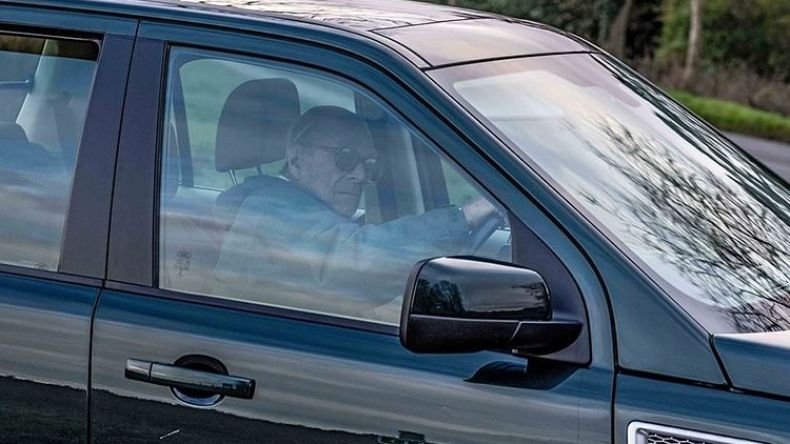 اربط حزام الأمان أثناء القيادة