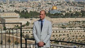 شاهد.. الأمير وليام يزور الحرم القدسي