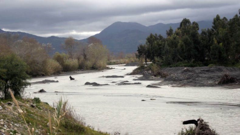 5 أودية نائمة تهدد المناطق المجاورة لها بتيزي وزو