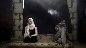 لا تحبطي زوجك بهذه التصرفات؟!