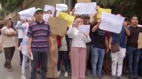 توسع احتجاجات ناجحين على معدّلات البكالوريا وأساتذة يتضامنون!