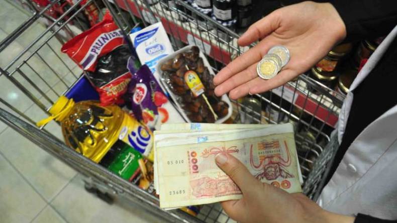 الجزائريون أمام درس صارم للادخار