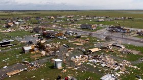 الإعصار لورا يخلف قتلى في لويزيانا وتكساس