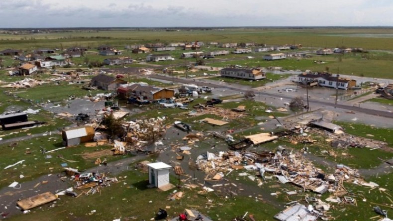 الإعصار لورا يخلف قتلى في لويزيانا وتكساس