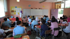 تلاميذ المتوسّط يدرسون بالابتدائيات بسبب الاكتظاظ في وهران