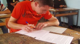 مديرون يضعون رزنامة جديدة للاختبارات عبر الثانويات والمتوسطات