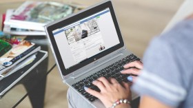 “الصيام الالكتروني” لمواجهة “إدمان الفايسبوك” في رمضان