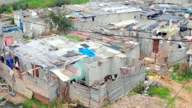 سكان القصدير بوادي السمار يطالبون بإعادة الإسكان