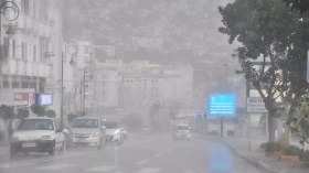 الأرصاد الجوية تحذّر من أمطار غزيرة بغرب البلاد