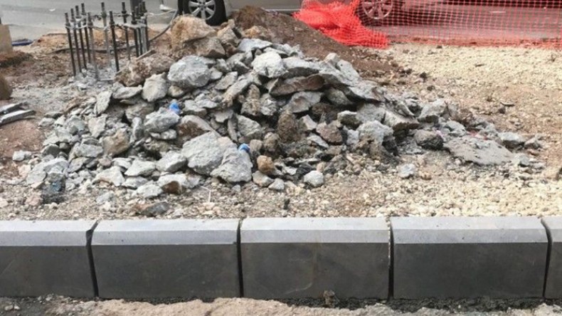 “الاعتداء” على حواف أرصفة عمرها قرون بمليانة