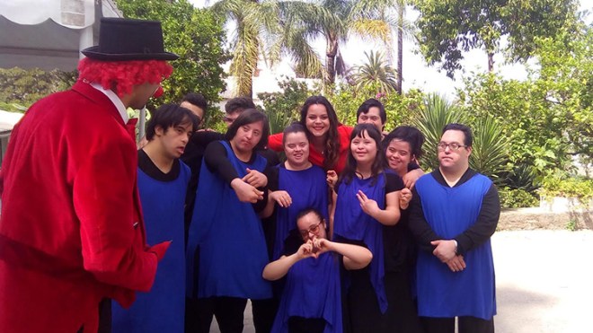 أطفال التريزوميا يحتفلون في السفارة السويسرية