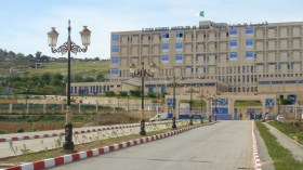 4 أشقاء يعتدون على طاقم طبي بسكيكدة