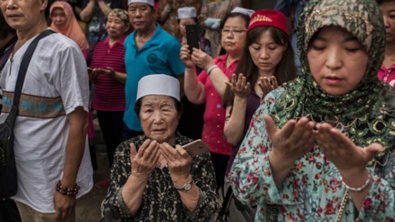 أمَّة محمَّد تنصُر الظالمين!
