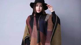 لإطلالة موسمية أنيقة