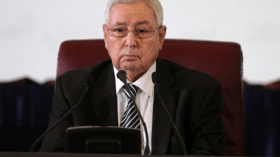 بن صالح يوقع على القانون العضوي للإنتخابات