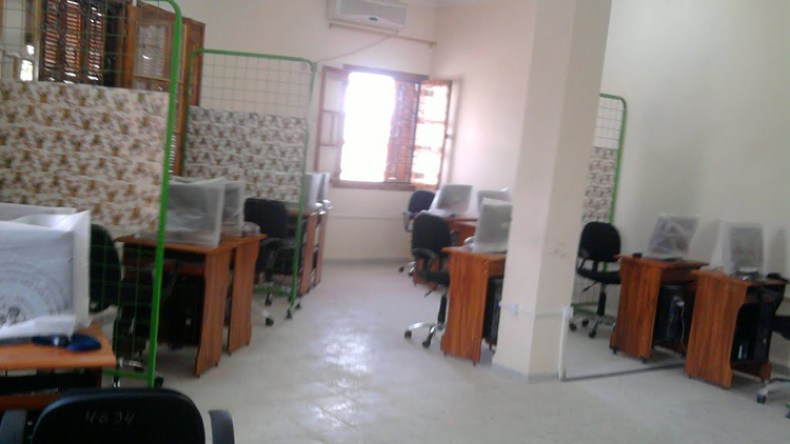 سرقة 42 حاسوبًا من الخدمات الجامعية بـ200 مليون!
