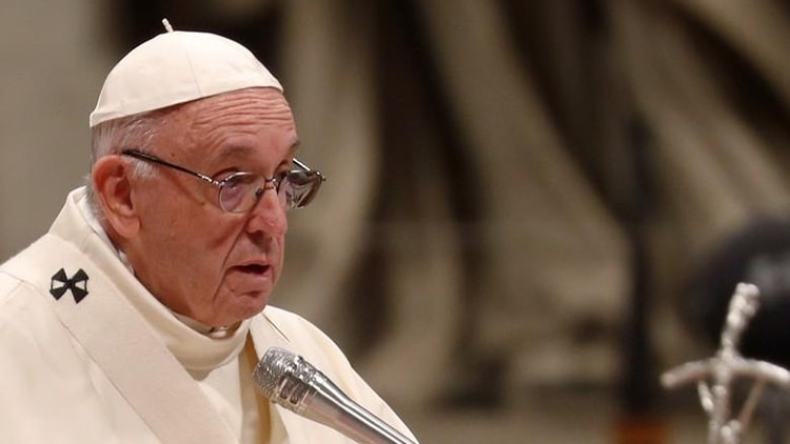 بابا الفاتيكان يقيم قداساً في شبه الجزيرة العربية