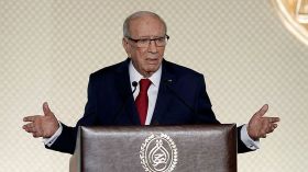 السبسي يعلن نهاية التوافق مع حركة النهضة