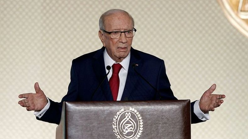 السبسي يعلن نهاية التوافق مع حركة النهضة