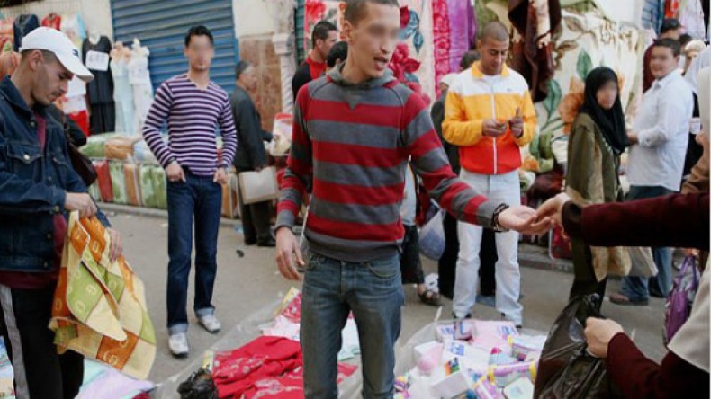 إجراءات ردعية لمحاربة التجارة على الأرصفة ببلديات عين الدفلى