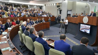 مقترح تجريم الاستعمار يصطدم بـ”ممهّلات” في البرلمان