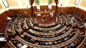 البرلمان يعجل بالتصويت على مشاريع القوانين