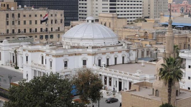 البرلمان المصري يوافق على تمديد حالة الطوارئ