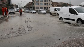 الأمطار تكشف “بريكولاج” نهاية أشغال ردم الحفر بالحوضين في بن عكنون