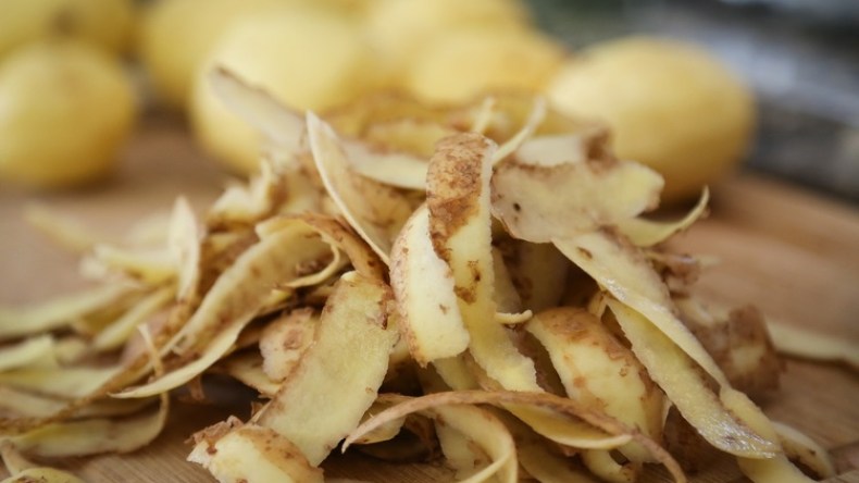 من اليوم لن ترمي قشور البطاطا.. والسبب؟