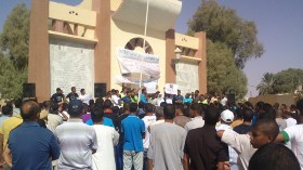 مئات البطالين يقتحمون وكالة التشغيل بورقلة ويتلفون وثائقها