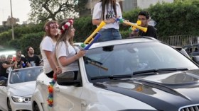 الاحتفال بـ “الباك”.. مواكب الموت وصخب الملاعب!