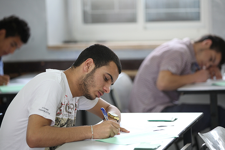 French MP Asks For Raising The Number Of Free Candidates In The French Baccalaureate In Algeria