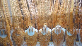 “البلاكيور” يهزم الذهب ويقضي على عقدة النساء في الأعراس