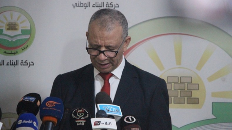 بن قرينة: داعمو بوتفليقة وراء العزوف الشعبي في الاستفتاء