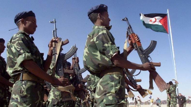 “البوليساريو” تستعرض عسكريا قرب الجدار العازل