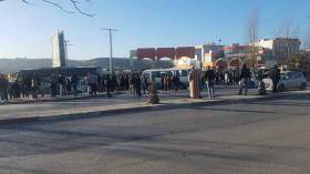 الناقلون الخواص يشلون محطة المسافرين الجديدة ومسافرون عالقون بالبويرة